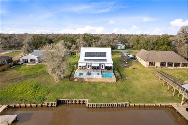 San Bernard River House (8/10/2024 - Credits: 4765 CR 747A)