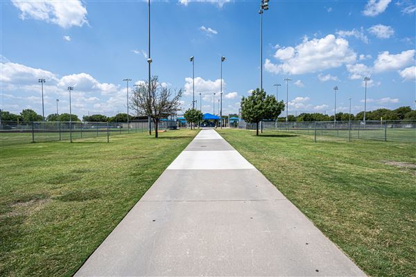 Cottonwood Park (11/11/2022 - Credits: submitted by: Kaitlyn Randolph)
