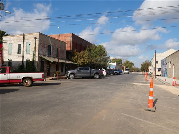 Smithville - 2nd Street (10/29/2024 - Credits: Alex Payne)