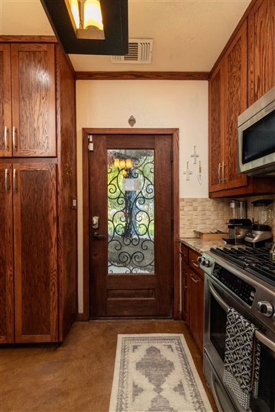 Historic Downtown McKinney 1895 Carriage House (9/1/2024 - Credits: Red One Management)