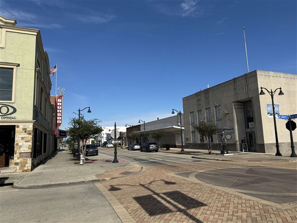 Baytown Town Square (12/13/2024 - Credits: Ryan Rawlings and Glenn Loyd)