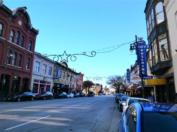6th Street Retail District (12/20/2024 - Credits: Alex Payne)
