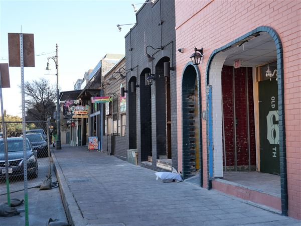 6th Street Retail District (12/20/2024 - Credits: Alex Payne)