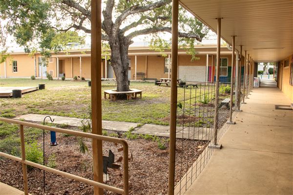 Floresville (4/22/2025 - Credits: Erik McCowan)