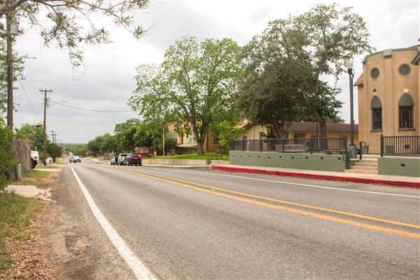 Floresville (4/22/2025 - Credits: Erik McCowan)