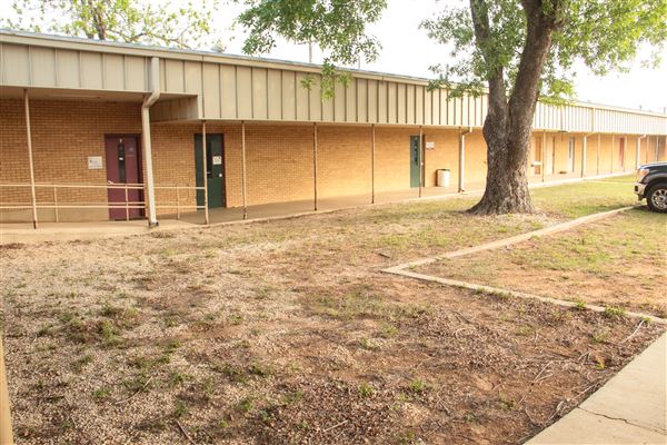Floresville (4/22/2025 - Credits: Erik McCowan)