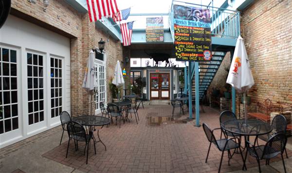 Maggie Mae's (1/25/2012)
