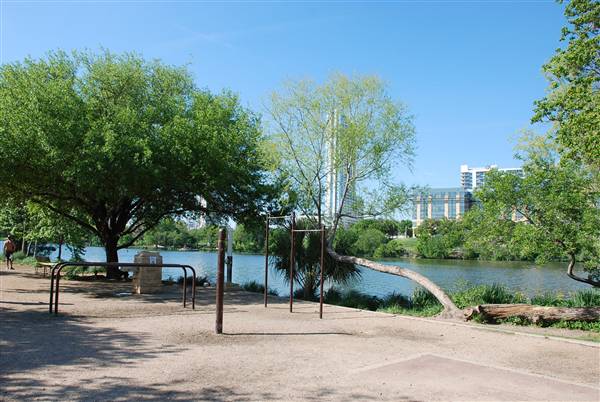 Auditorium Shores (3/26/2012)
