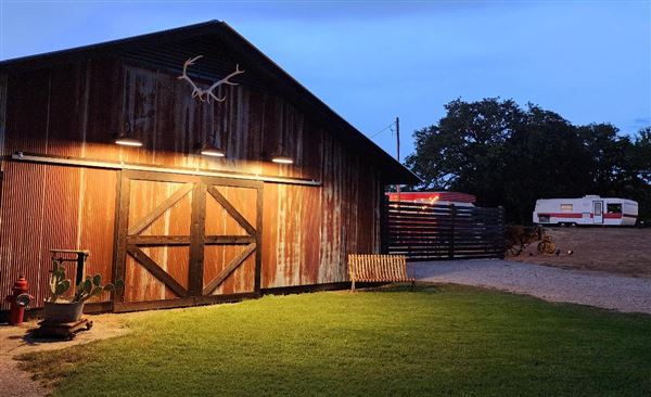 Woodys Banquet Barn (9/15/2025 - Credits: Tammi Woods)