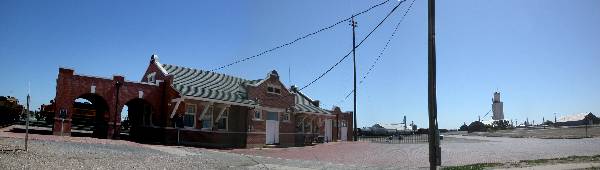 Plainview Train Depot (5/5/2004)