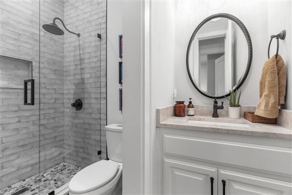 Worthington Condo