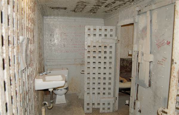 Hood County Jail Museum (8/18/2012)