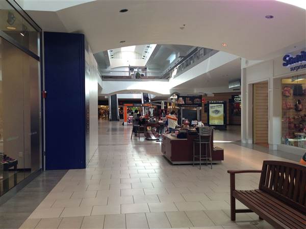 Lakeline Mall (1/31/2013)