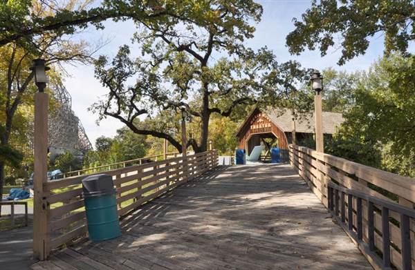 Six Flags Over Texas: Arlington (11/11/2013)