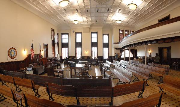 Caldwell County Courthouse (5/10/2007)
