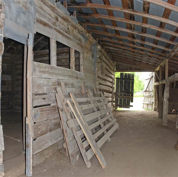 Cedar Hill State Park - Penn Farm (4/13/2015)