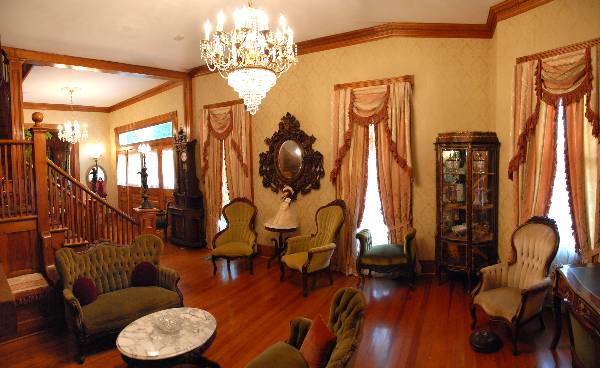 House at 1003 North Link Street (4/20/2007)