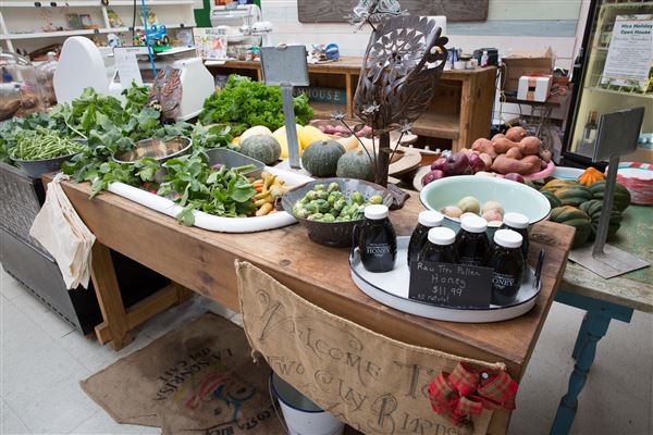 Two Clay Birds Garden Market (3/16/2018)