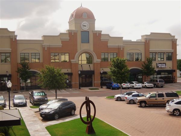 Vandergriff  Town Center (6/2/2012 - Credits: CHS ARCHITECTS, INC.; SCM Real Estate Services)