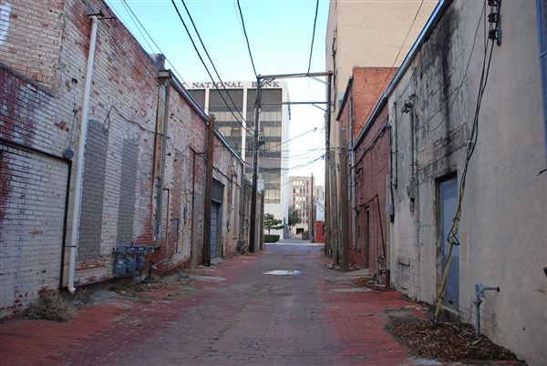 Alley at 13th & Broadway (2/16/2017)