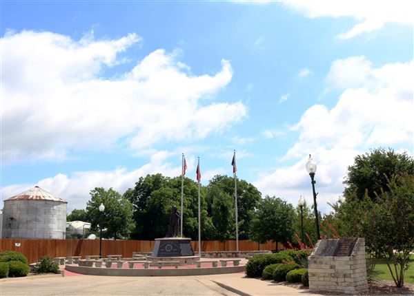 Memorial Lane & Jim Burks Firefighters Memorial Park (6/13/2017 - Credits: City of Granbury)
