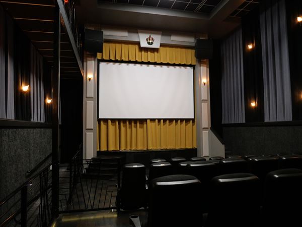The Queen Theatre (2/27/2020)