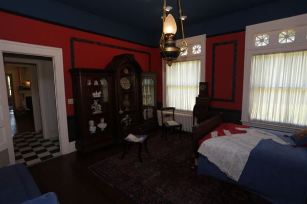 Pompeiian Villa (2/17/2021 - Credits: Robert Fong)