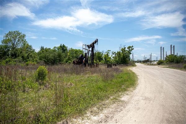 Sun Oil Road / Oil Derricks (5/3/2021 - Credits: City of Mont Belvieu)