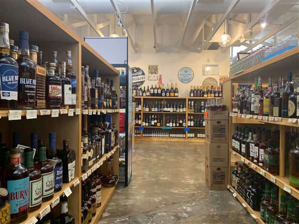 Zeke's Liquor (3/4/2022 - Credits: Adam from Walker Reboot)