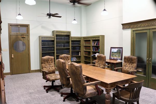 Falls County Courthouse (3/18/2022 - Credits: Bryan LeMeilleur - Director of Tourism and Marketing for the City of Marlin)