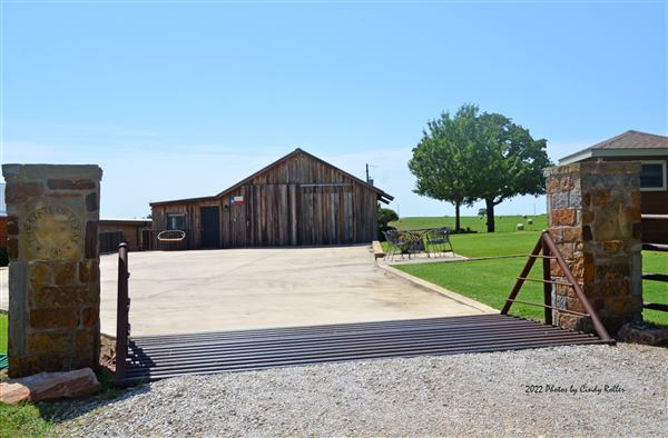 Stone Bridge Venue (6/13/2022 - Credits: Cindy Roller)