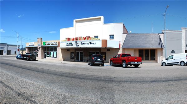 Evelyn Theatre (6/13/2022)