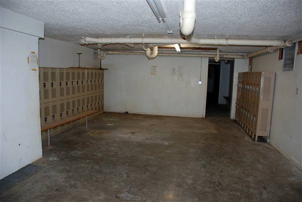 Former Lampasas Junior High (12/15/2009)