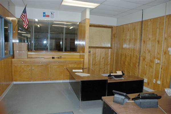 Former Lampasas Junior High (12/15/2009)