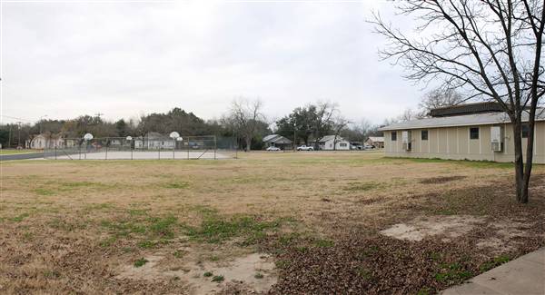Former Lampasas Junior High (12/15/2009)
