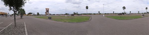Plaza Del Puente (10/4/2022 - Credits: Matt Miller)
