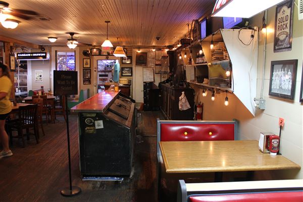 Freiheit Country Store (7/25/2023 - Credits: submitted by: Cody Reimer)