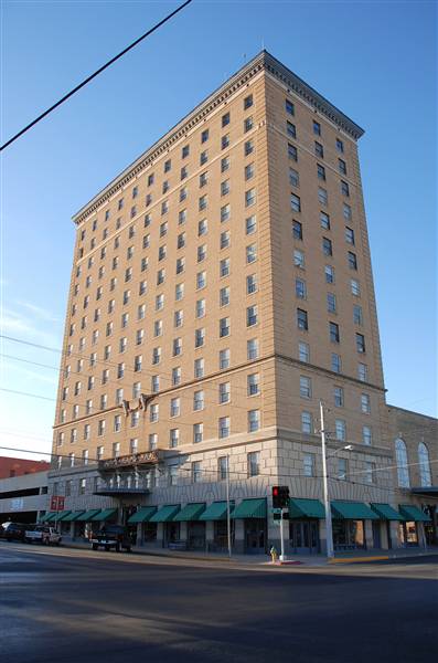 Cactus Hotel (12/2/2010)