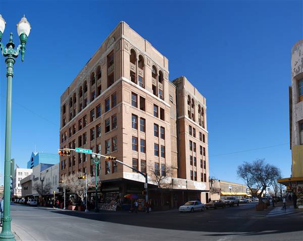 El Paso Downtown - San Antonio Avenue (2/25/2011)