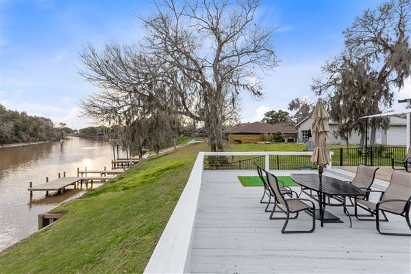 San Bernard River House (8/10/2024 - Credits: 4765 CR 747A)