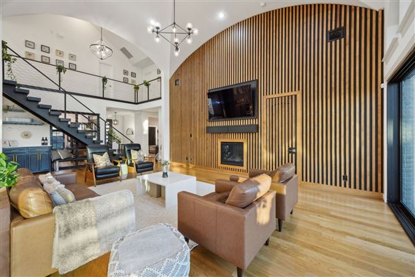 Ganguri House (1/6/2025 2:17:06 PM - Credits: submitted by:)
