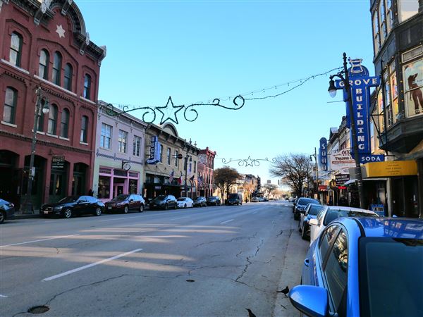 6th Street Retail District (12/20/2024 - Credits: Alex Payne)