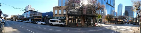 6th Street Retail District (12/20/2024 - Credits: Alex Payne)
