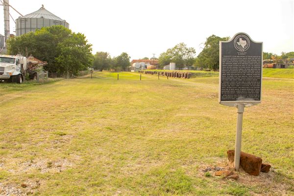 Floresville (4/22/2025 - Credits: Erik McCowan)