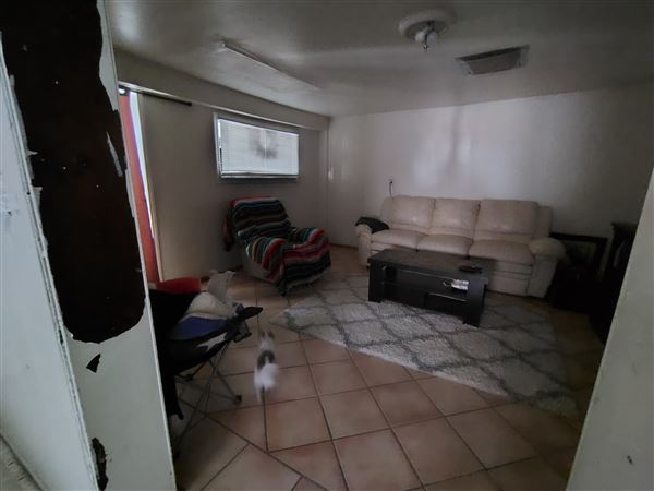 Tampa Avenue House (7/21/2025 - Credits: Melody Palacios)