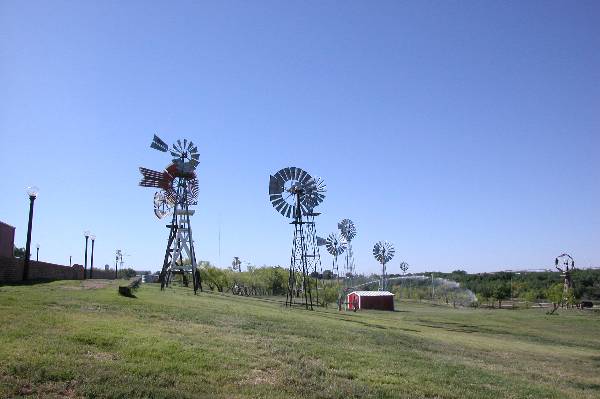 American Windmill Museum (5/4/2004)