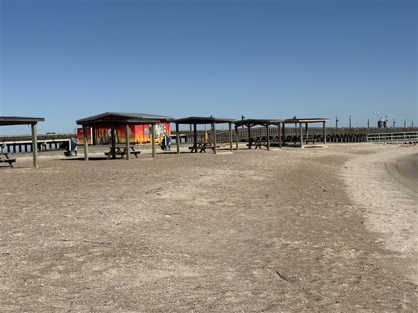 Lighthouse Beach Park & Campground (1/9/2026 - Credits: submitted by: Tania French)