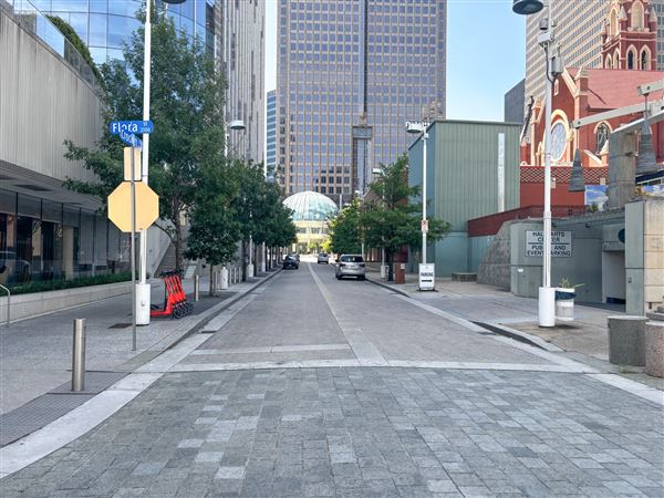Flora Street (10/6/2025 - Credits: Austin Flores)