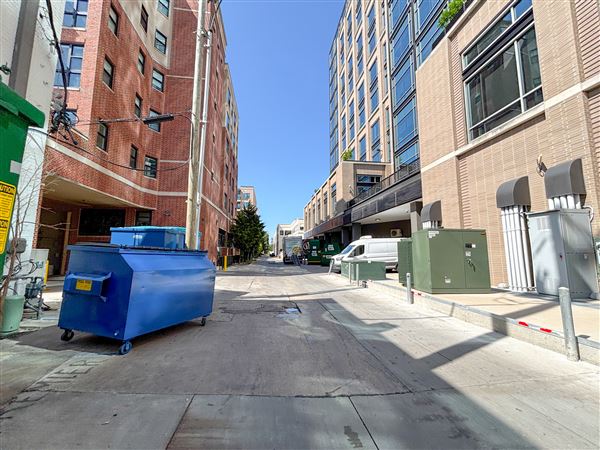 Knox Street (10/3/2025 - Credits: Austin Flores)