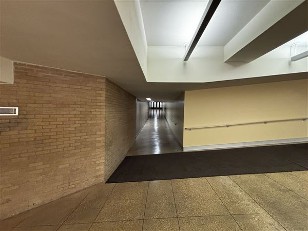 Reunion Tower Tunnel